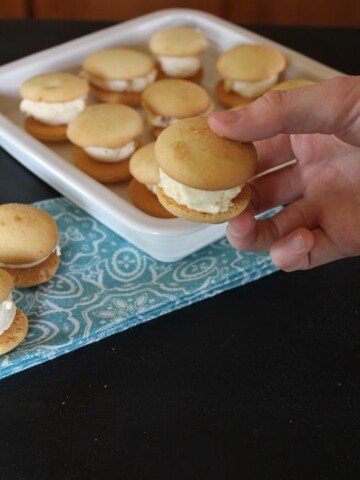 vanilla wafer ice cream sandwiches