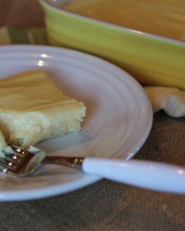 Creamy Lemon Pie Squares from LynnsKitchenAdventures.com