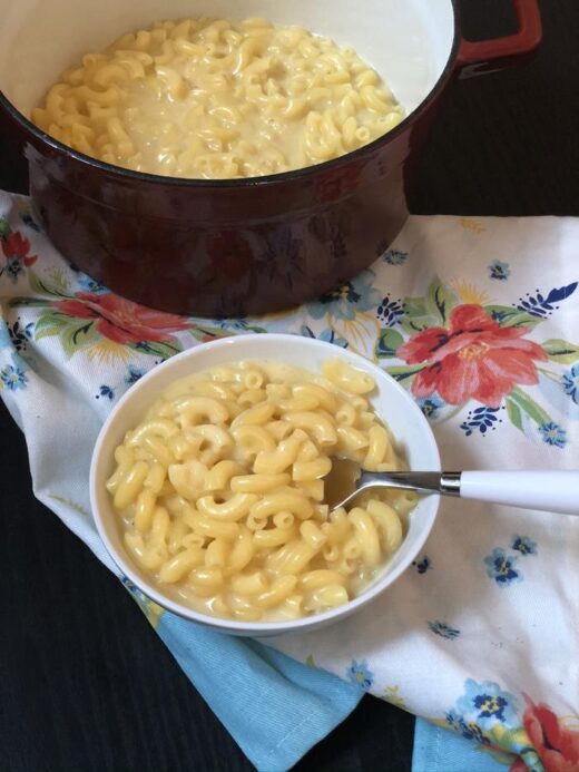 One Pot Stove Top Macaroni And Cheese - Lynn's Kitchen Adventures