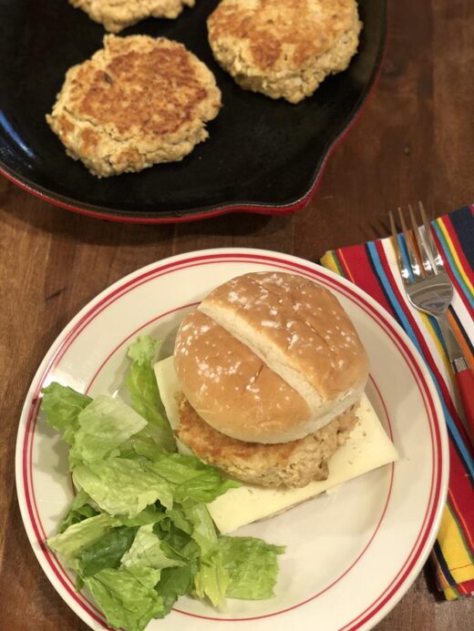 Salmon Burgers with lettuce and cheese