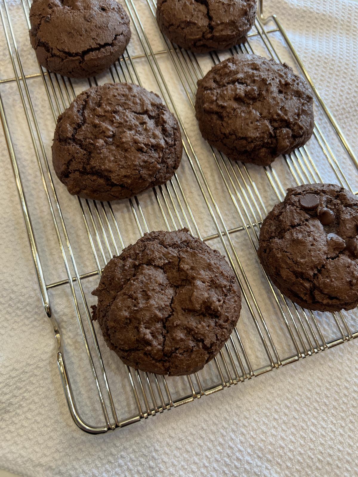 brownie cookies on cooling rack